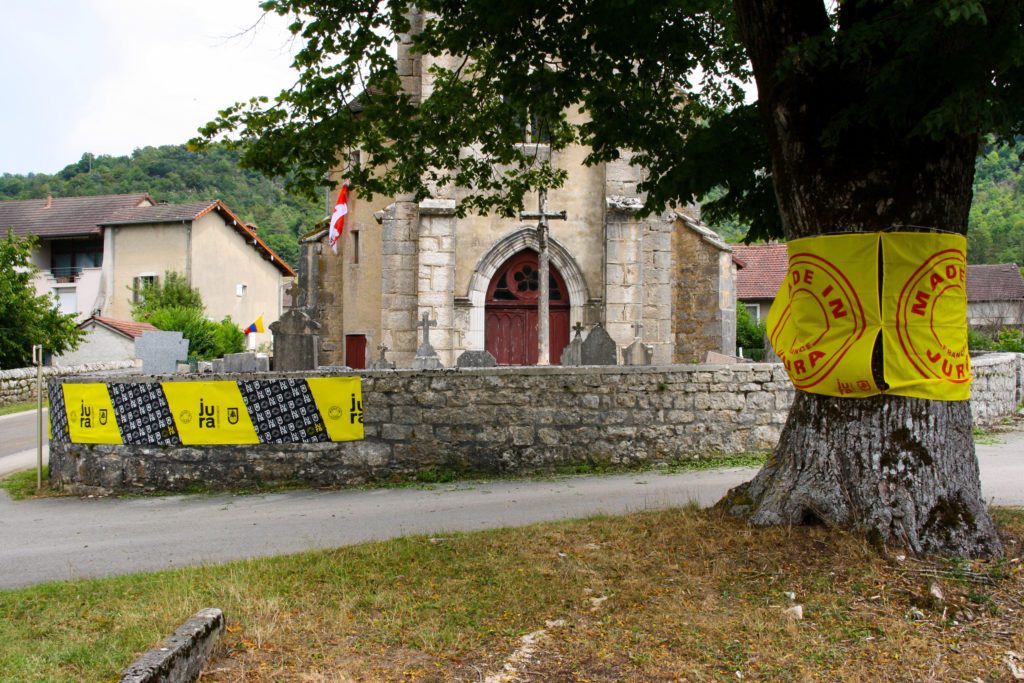 Valzin en Petite Montagne, décoré pour le Tour de France 2023